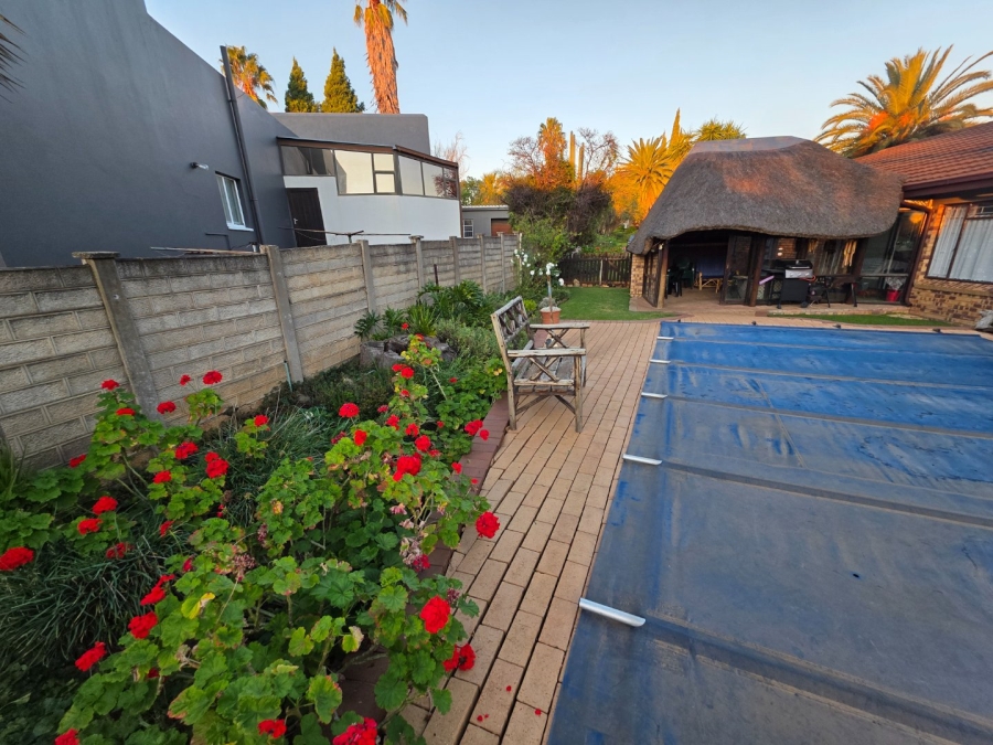 4 Bedroom Property for Sale in Heuwelsig Free State